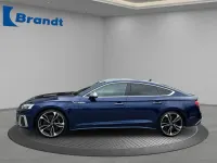 Gebraucht Audi S5 Sportback Ambiente 341 PS (250 kW) 2023 Navarrablau metallic (metallic) Kleinwagen