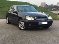 Gebraucht Mercedes 200 122 PS (89 kW) 2003 Blau Limousine