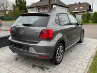 Używany VW Polo 90 KM (66 kW) 2017 Szary Sedan/Limuzyna