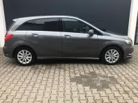 Gebraucht Mercedes B220 209 PS (153 kW) 2013 Grau Kleinwagen