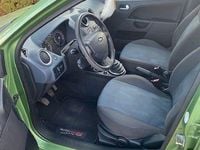 Gebraucht Ford Fiesta Ambiente 80 PS (58 kW) 2008 Grün Kleinwagen