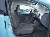 Gebraucht VW e-up! Style 61 kW (83 PS) 2023 Kleinwagen
