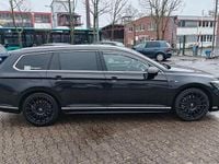 Gebraucht VW Passat 239 PS (175 kW) 2021 Schwarz Kombi