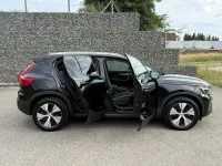 Gebraucht Volvo XC40 163 PS (119 kW) 2023 Schwarz SUV