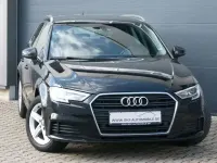 Gebraucht Audi A3 Ambiente 250 PS (183 kW) 2018 Schwarz Limousine