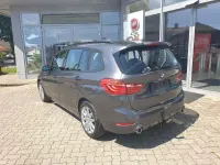 Gebraucht BMW 218 Advantage 150 PS (110 kW) 2021 Mineralgrau metallic Van / Kleinbus