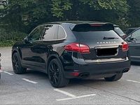 Second-hand Porsche Cayenne 245 CP (180 kW) 2012 Negru SUV