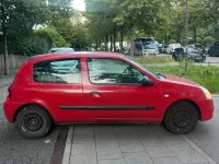 Gebraucht Renault Clio II 75 PS (55 kW) 2010 Rot Limousine