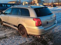 Gebraucht Toyota Avensis T2 177 PS (130 kW) 2008 Gold Kombi