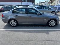 Gebraucht BMW 318 143 PS (105 kW) 2008 Grau Limousine