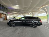 Gebraucht Mercedes E220 170 PS (125 kW) 2011 Schwarz Limousine