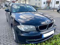 Gebraucht BMW 116 122 PS (89 kW) 2011 Schwarz Kleinwagen