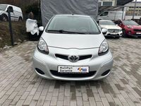 Gebraucht Toyota Aygo Edition 68 PS (50 kW) 2011 Silber Kleinwagen