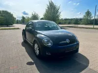 Gebraucht VW Beetle Basis 105 PS (77 kW) 2013 Schwarz Kleinwagen