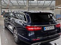 Gebraucht Mercedes E300 245 PS (180 kW) 2018 Blau Kombi