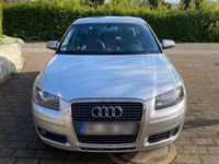 gebraucht Audi A3 Sportback 1.6 tiptronic Ambiente