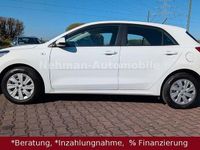 Gebraucht Kia Rio Attract 84 PS (61 kW) 2019 Weiß Limousine