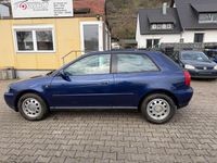 Gebraucht Audi A3 90 PS (66 kW) 1998 Blau Kleinwagen