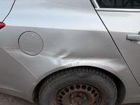 Gebraucht Vauxhall Insignia 140 PS (102 kW) 2010 Silber Limousine