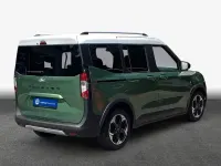 Gebraucht Ford Tourneo Courier Active 125 PS (91 kW) 2025 Bursting green metallic/ dach Van / Kleinbus