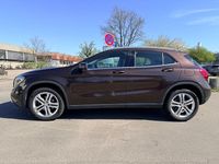 Gebraucht Mercedes GLA220 177 PS (130 kW) 2016 Braun SUV
