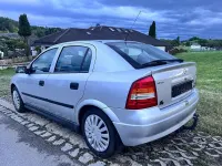 Używany Opel Astra Elegance 84 KM (61 kW) 2002 Srebrny Sedan/Limuzyna