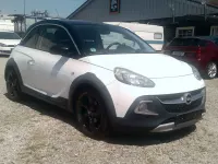 Gebraucht Opel Adam Rocks Rocks 87 PS (63 kW) 2015 Weiß Kleinwagen