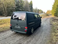 Second-hand VW Caravelle 102 CP (75 kW) 2000 Negru Van