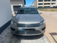 Gebraucht VW Touareg 262 PS (192 kW) 2018 Grau SUV