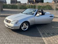Gebraucht Mercedes SLK230 197 PS (144 kW) 2000 Silber Cabrio