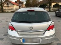 Gebraucht Opel Astra 2005 Grau Limousine