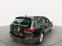 Gebraucht VW Passat Business 150 PS (110 kW) 2023 Grau Kombi