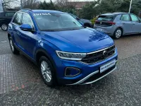 Gebraucht VW T-Roc Life 150 PS (110 kW) 2024 Blau SUV