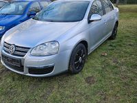 Gebraucht VW Jetta 102 PS (75 kW) 2006 Limousine