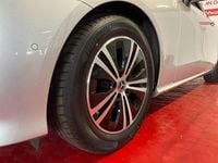 Gebraucht Mercedes E220 194 PS (142 kW) 2019 Silber Coupé