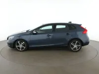Gebraucht Volvo V40 Kinetic 152 PS (111 kW) 2017 Blau Kombi