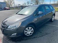 Gebraucht Opel Astra 119 PS (87 kW) 2012 Grau Kombi