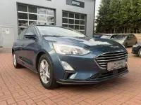 Gebraucht Ford Focus Cool & Connect 101 PS (74 kW) 2019 Blau Limousine