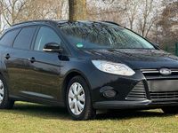 Second-hand Ford Focus 116 CP (85 kW) 2013 Negru Break
