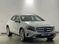Gebraucht Mercedes GLA200 Urban 156 PS (114 kW) 2014 Weiß SUV