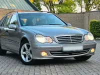 Gebraucht Mercedes C220 186 PS (136 kW) 2005 Gold Kombi