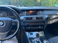 Gebraucht BMW 520 184 PS (135 kW) 2014 Silber Kombi