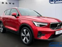 Gebraucht Volvo XC40 Core 261 PS (191 kW) 2022 Fusion red / metallic SUV