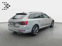 Gebraucht Skoda Superb 218 PS (160 kW) 2023 Stahlgrau Kombi