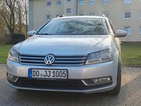 Gebraucht VW Passat 140 PS (102 kW) 2012 Grau Kombi