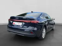 Gebraucht Audi A5 204 PS (150 kW) 2025 Blau Limousine