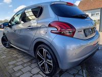 Gebraucht Peugeot 208 GT-line 110 PS (80 kW) 2019 Grau Kleinwagen