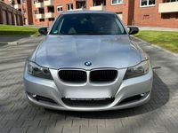 gebraucht BMW 320 i Facelift, sehr gepflegt, Leder, Xenon, Automatik