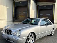 Second-hand Mercedes E280 204 CP (150 kW) 2000 Argintiu Berlinǎ