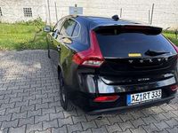 Gebraucht Volvo V40 Momentum 190 PS (139 kW) 2014 Limousine